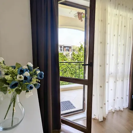 Cozy On Sunny * Sunny Beach